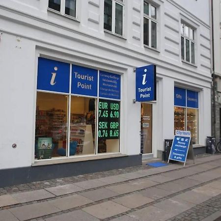 Exquisite Apartment, Most Convenient Location, Apt 5. Kopenhagen Buitenkant foto